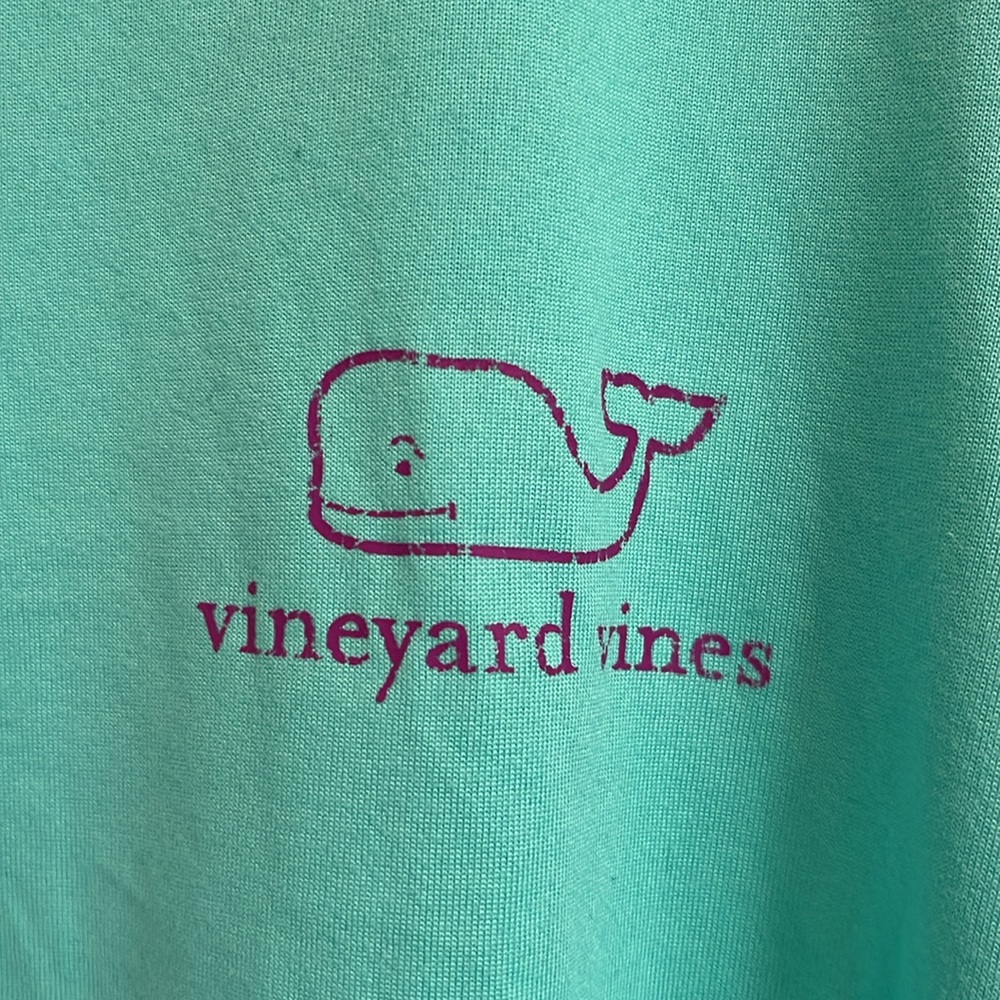 Vineyard Vines T shirt - Picture 3 of 8